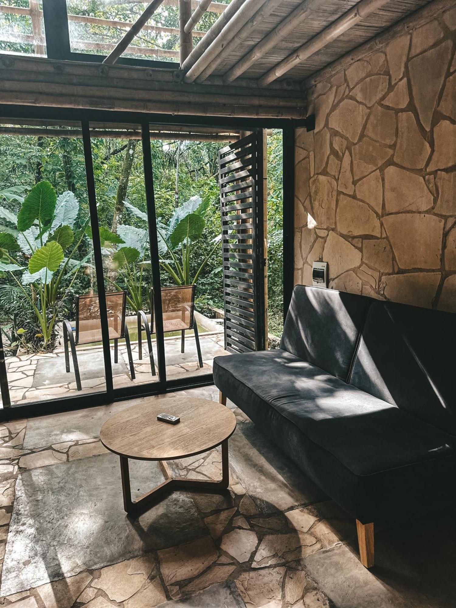 Cabana De Bambu En La Selva Паленке Екстериор снимка