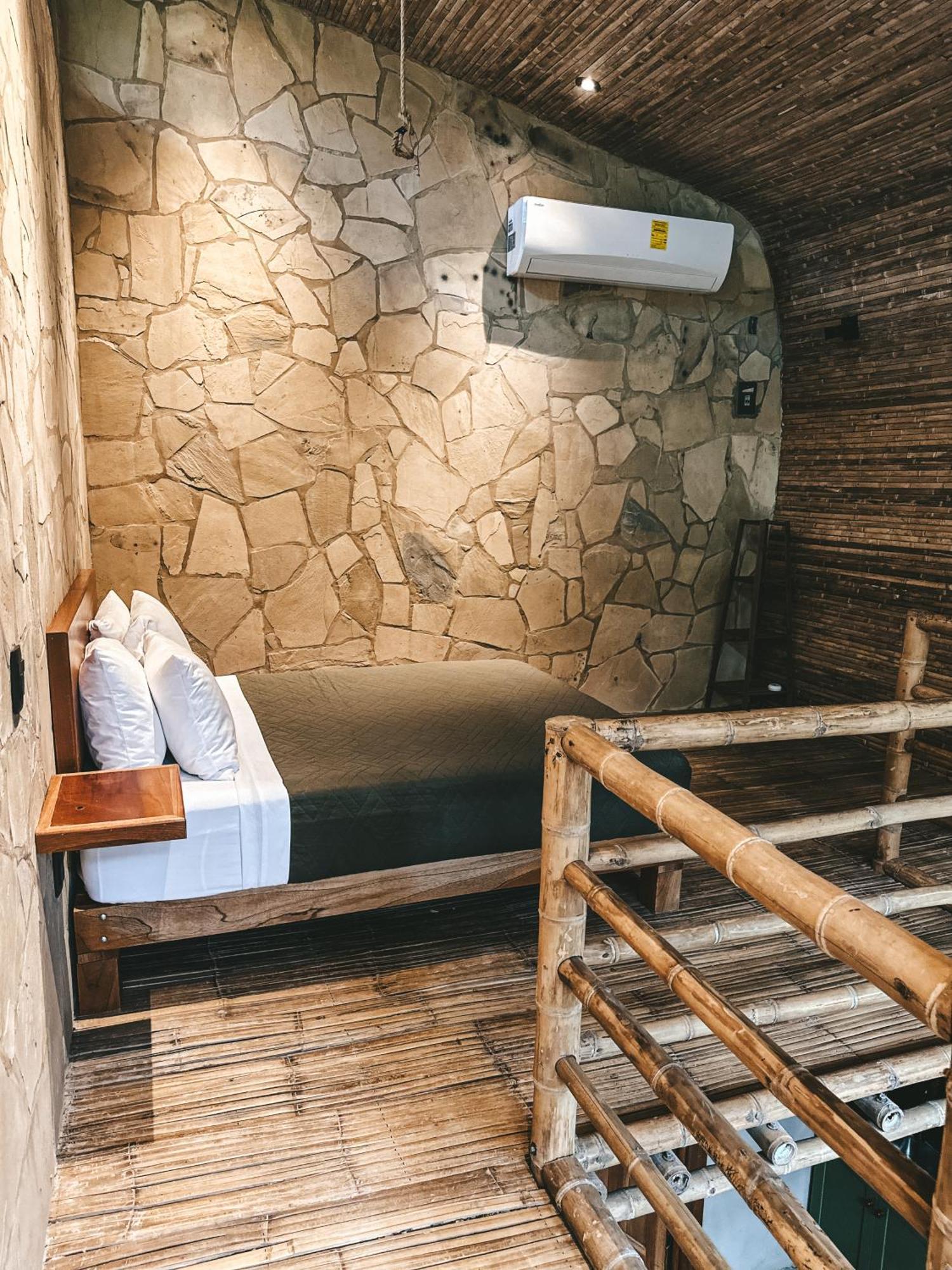 Cabana De Bambu En La Selva Паленке Екстериор снимка
